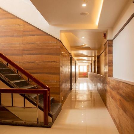 Sri Balaji Grand Hotel كومباكونام المظهر الخارجي الصورة